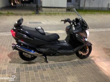 Suzuki Burgman 2017
