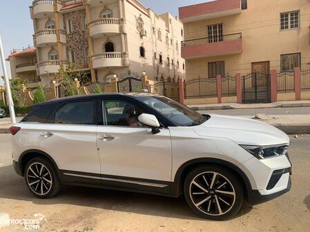 Bestune T77 2022