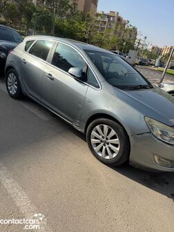 Used Opel Astra 2012