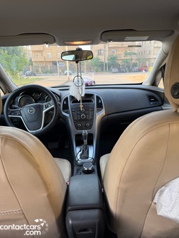 Opel Astra 2016