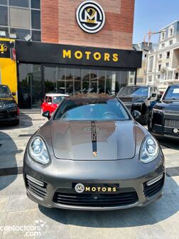 Porsche Panamera GTS 2014