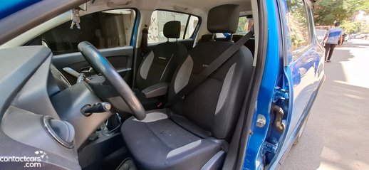 Renault Sandero Stepway 2015
