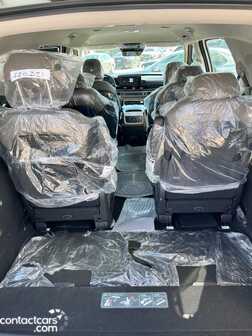 Used Kia Carnival 2026