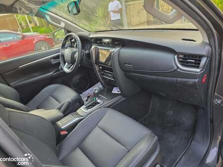 Used Toyota Fortuner 2023