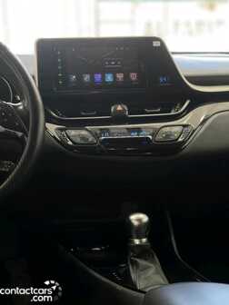 Used Toyota C-HR 2017