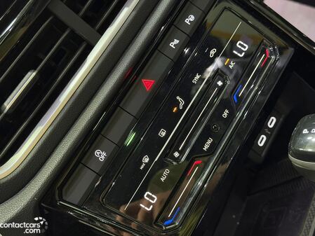 Used Volkswagen T-Roc 2025