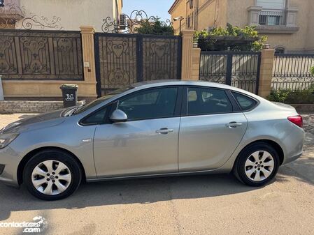 Opel Astra 2014