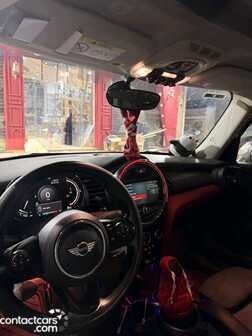 Mini Cooper F55 2016