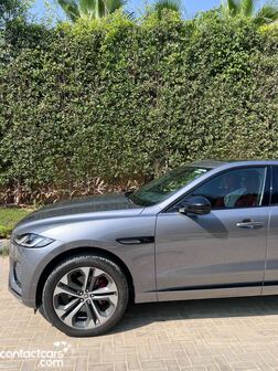 Jaguar F-PACE 2024