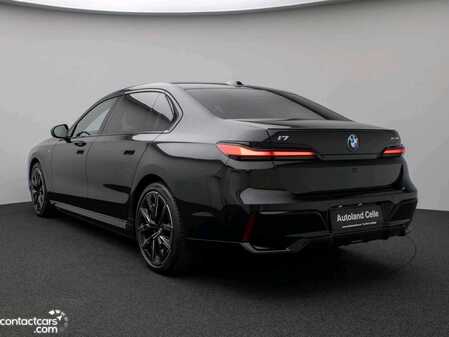 BMW i7 2023