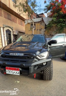 Isuzu NPR 2024