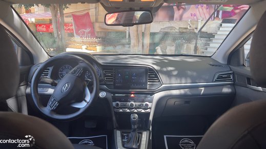 Used Hyundai Elantra 2025