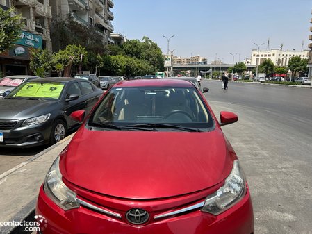 Used Toyota Yaris 2015