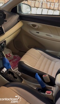 Toyota Yaris 2015