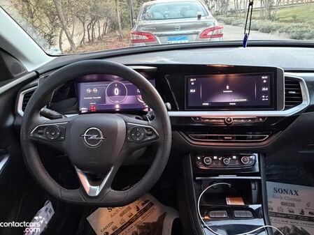 Opel Grand Land 2025