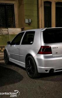 Used Volkswagen Golf 2004