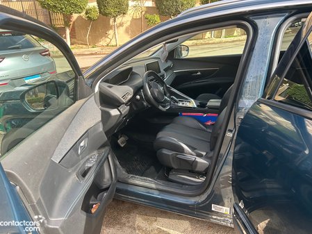 Used Peugeot 5008 2022