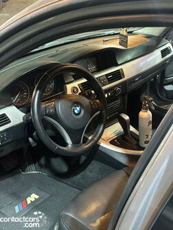 BMW 318i 2010