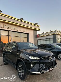 Toyota Fortuner 2023