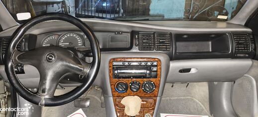 Used Opel Vectra 1997