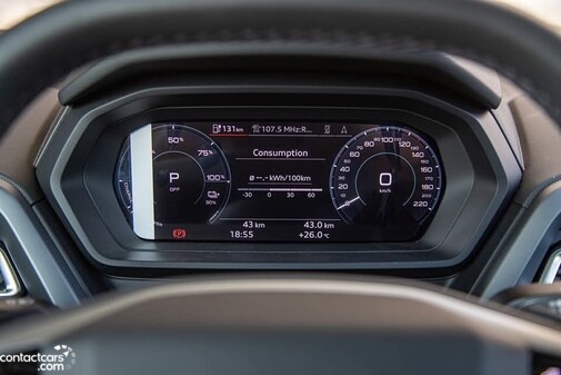 أودي Q4 e Tron 2025 جديدة