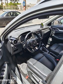 MG ZS 2024