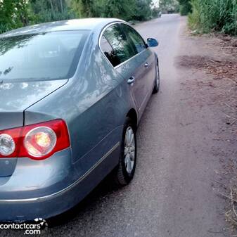Volkswagen Passat 2011