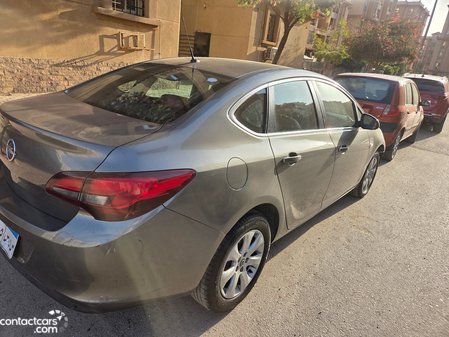 Used Opel Astra 2021