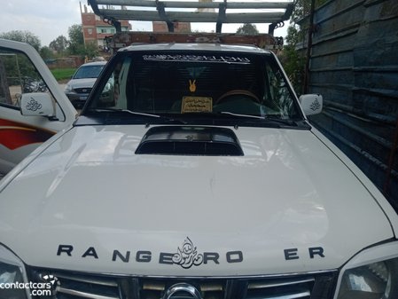 Used Nissan Pick up 2014