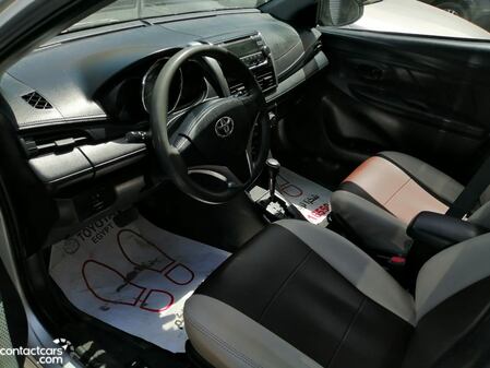 Used Toyota Yaris 2014