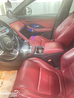 Jaguar E-PACE 2020