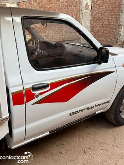 Used Nissan Pick up 2014