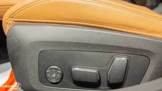 Used BMW 320i 2025
