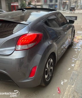 Hyundai Veloster 2013
