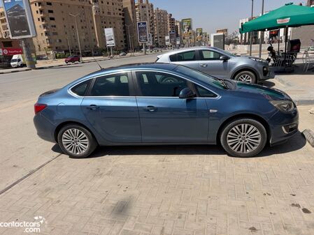 Opel Astra 2015