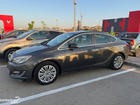 Opel Astra 2015