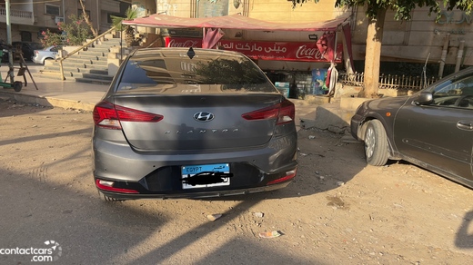 Used Hyundai Elantra 2025