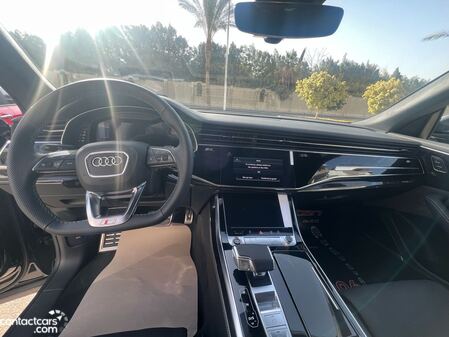 Audi Q8 2025