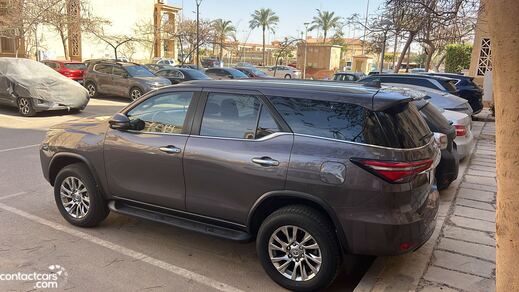 Toyota Fortuner 2022