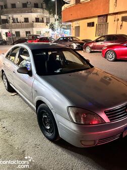Nissan Sunny 2009