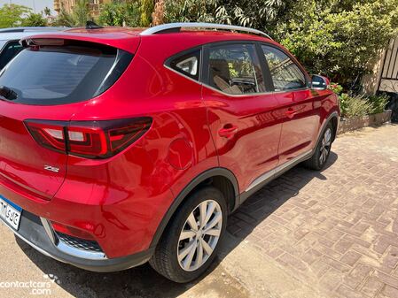 MG ZS 2025