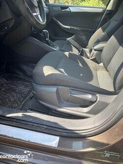 Used Volkswagen Jetta 2012