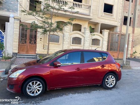 Nissan Tiida 2014