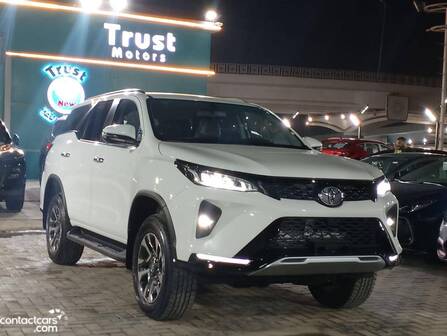 Toyota Fortuner 2027