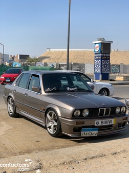 بي ام دبليو i3 1990 مستعملة