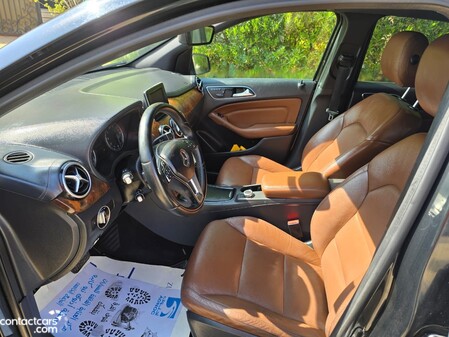 Mercedes B 200 2013