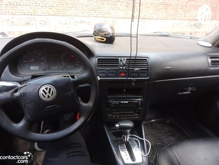 Volkswagen Bora 2000