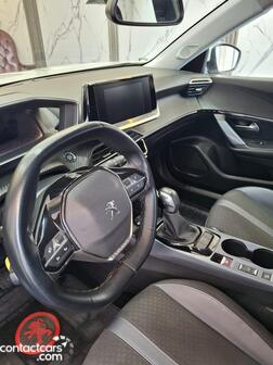 Peugeot 2008 2021