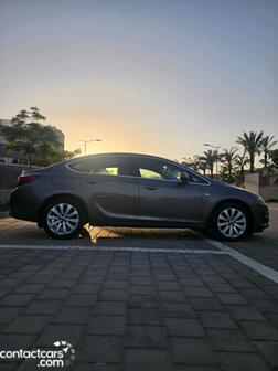 Used Opel Astra 2017