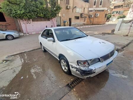 Used Nissan Sunny 2000